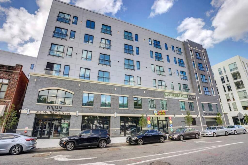 Exuberant King Bed Near Ewr W/ Gym & Parking Apartment Newark Exterior photo